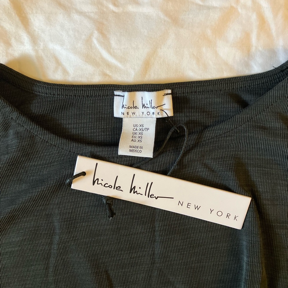 Nicole Miller Sleeveless V-Neck Ribbed Maxi Dress - Picture 2 of 3